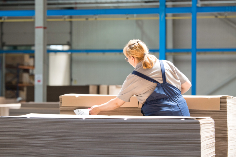 AQUILA tektura falista fabryka w Brzegu